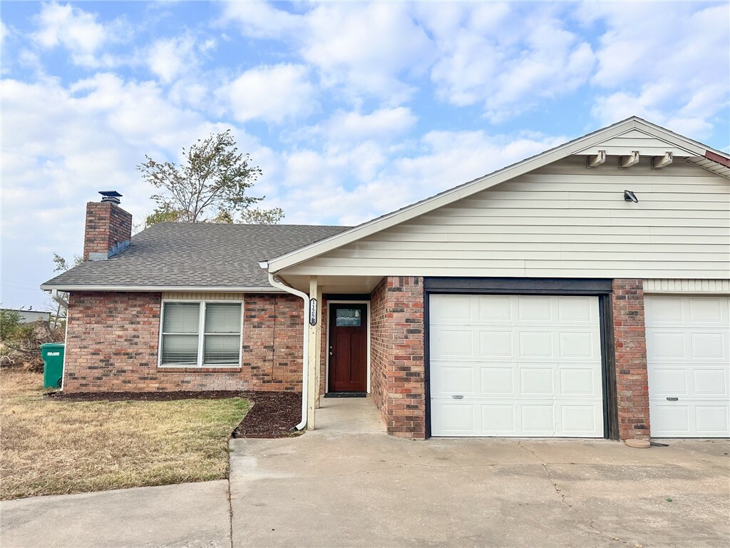 1125 W Persimmon Street B  Rogers AR 72756 photo