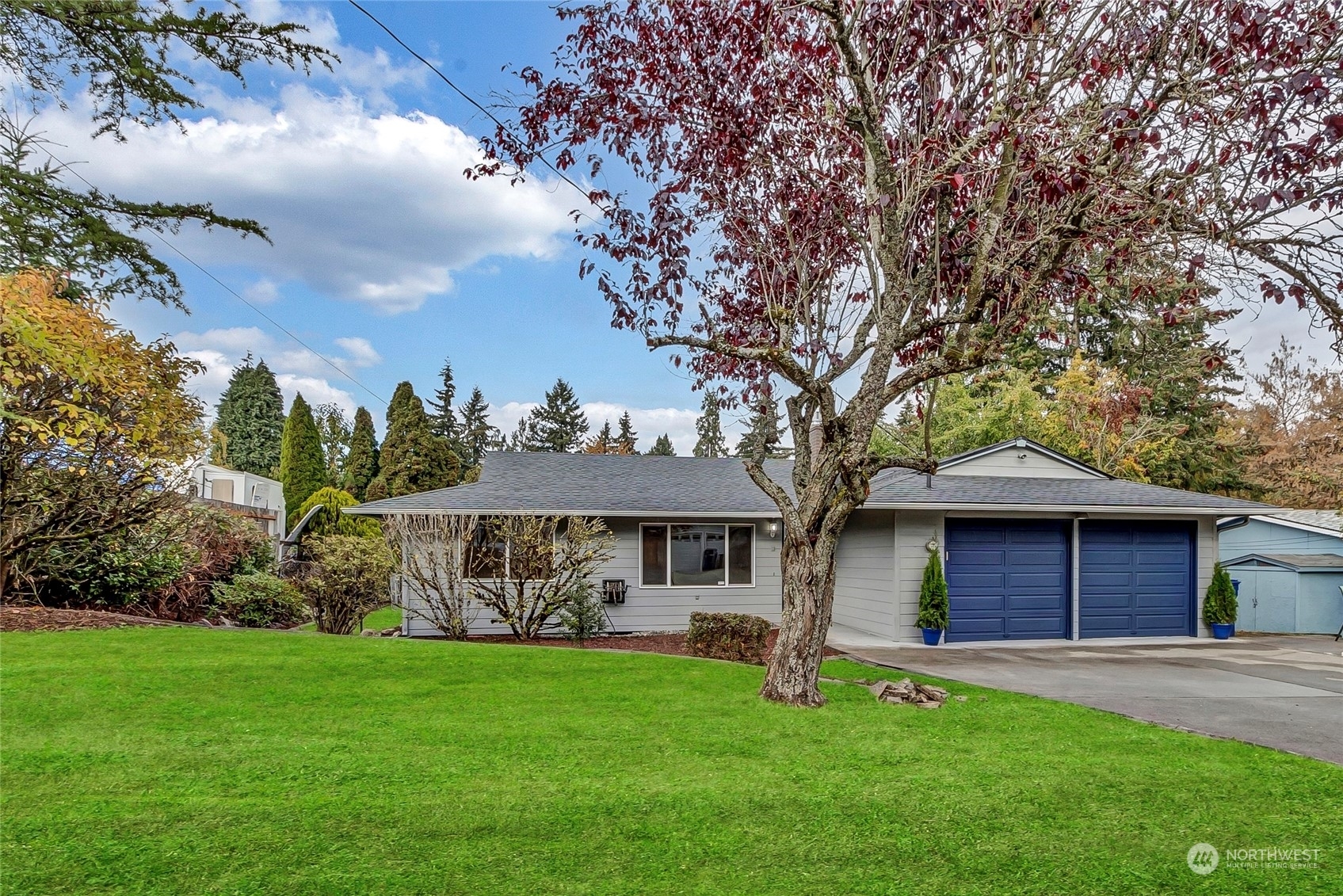 Property Photo: 2326 SW 341st Pl WA 98023