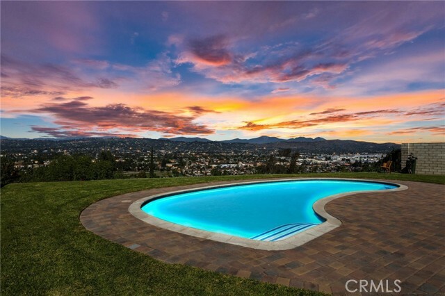 Property Photo:  751 W Country Hills Drive  CA 90631 