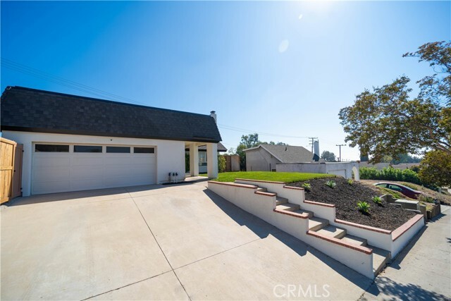 Property Photo:  606 N Olive Avenue  CA 92821 