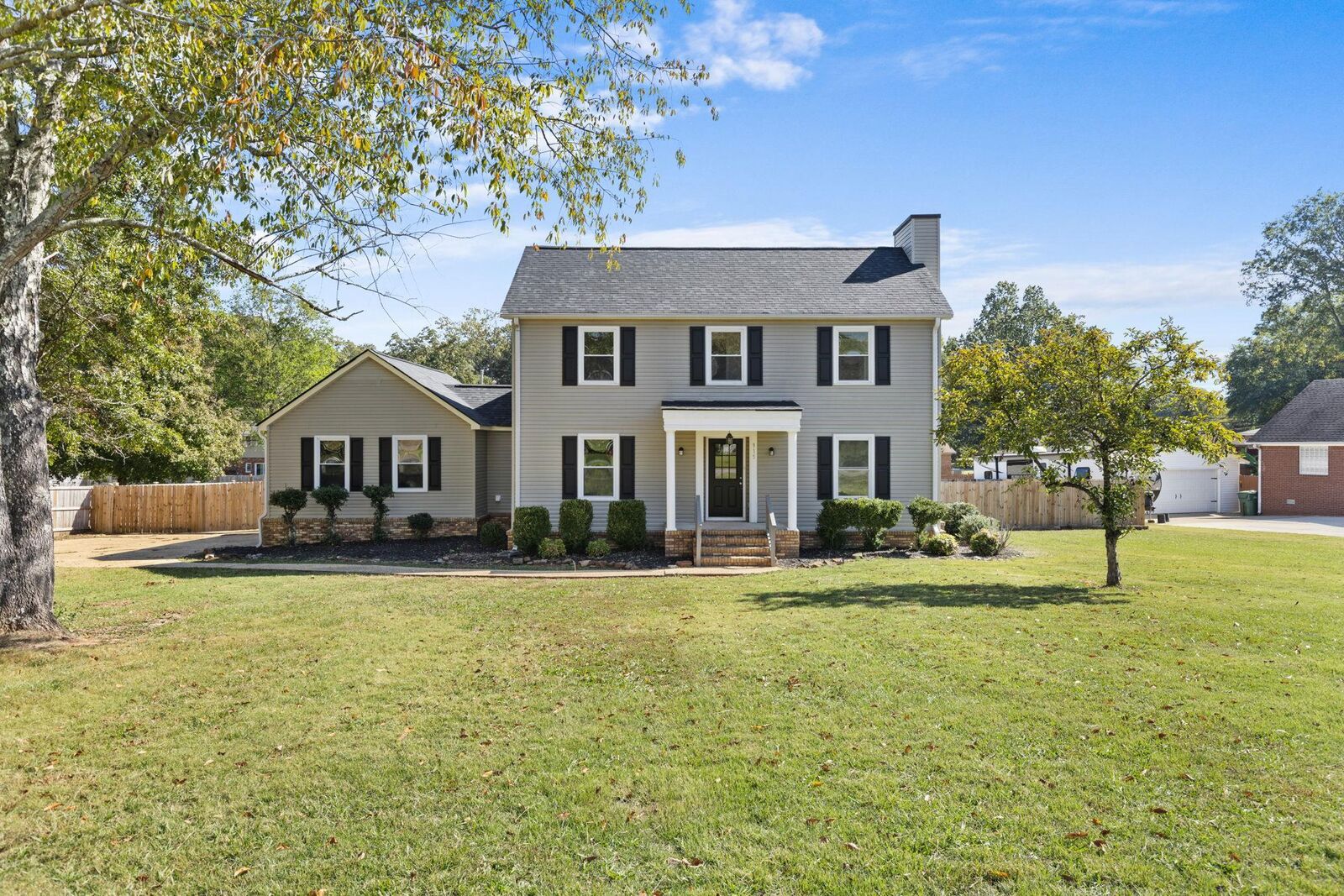 Property Photo:  915 Warren St  AL 35674 - TUSCUMBI 