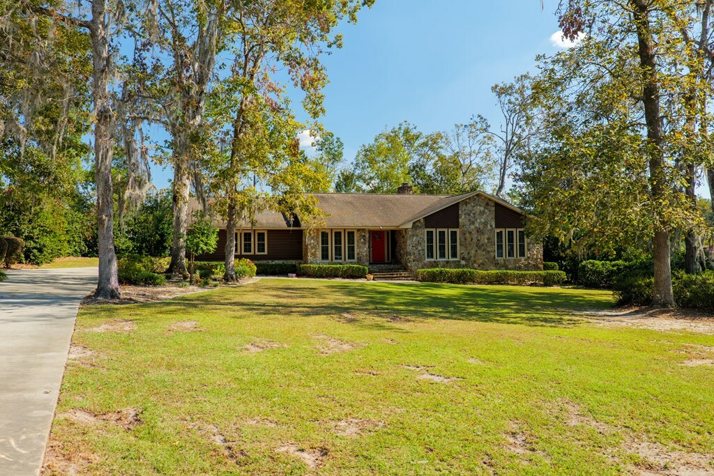 Property Photo:  4506 Golden Oaks Drive  GA 31602 