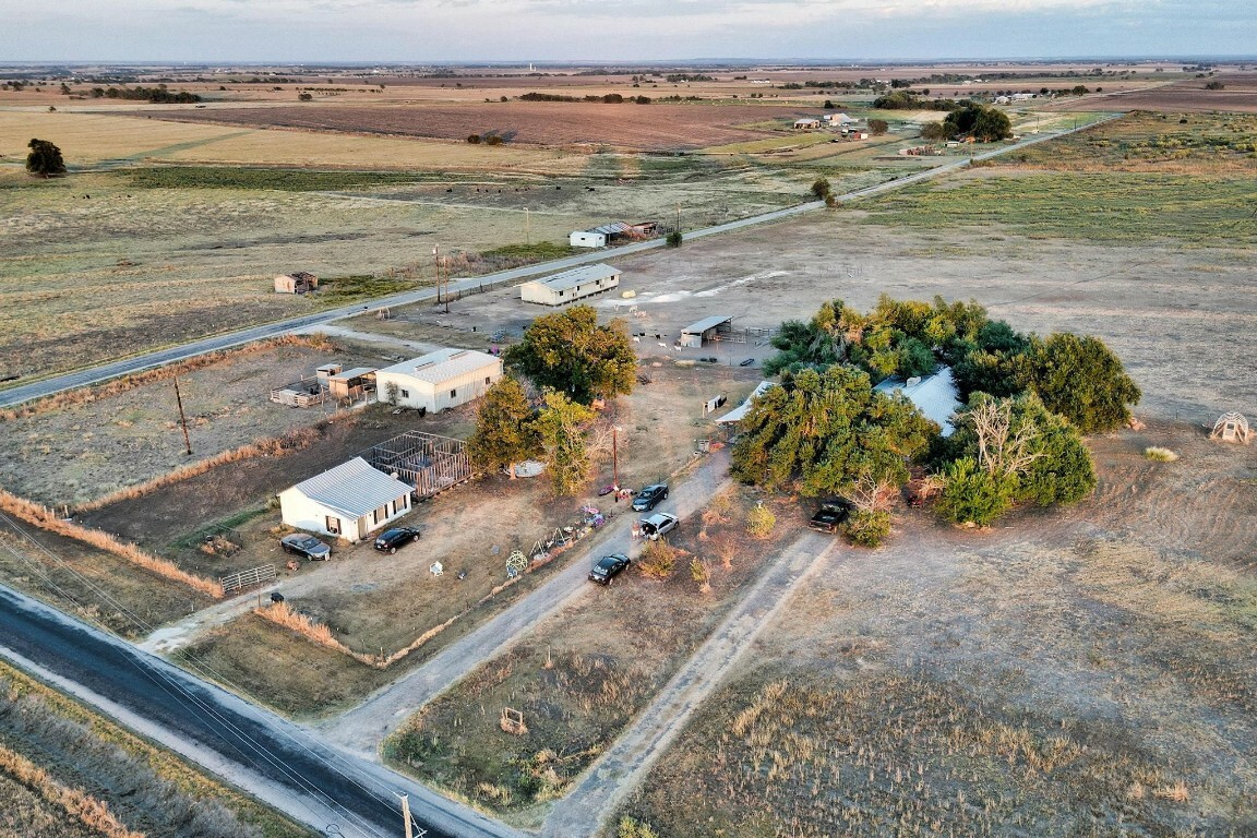 Property Photo:  14615 Armstrong Road  TX 76571 