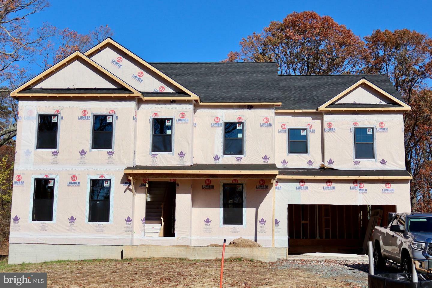 Property Photo: 11 Stratford Drive MD 21146