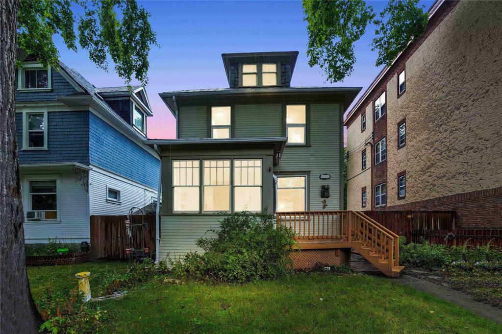 151 Arlington Street  Winnipeg MB R3Y 1Y6 photo