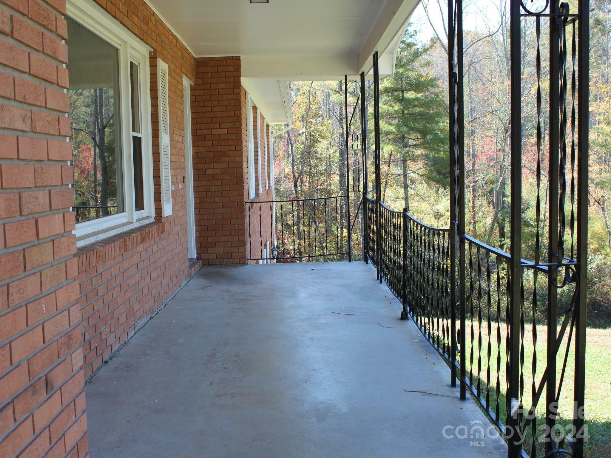 Property Photo:  85,89 Old Farm Circle  NC 28792 