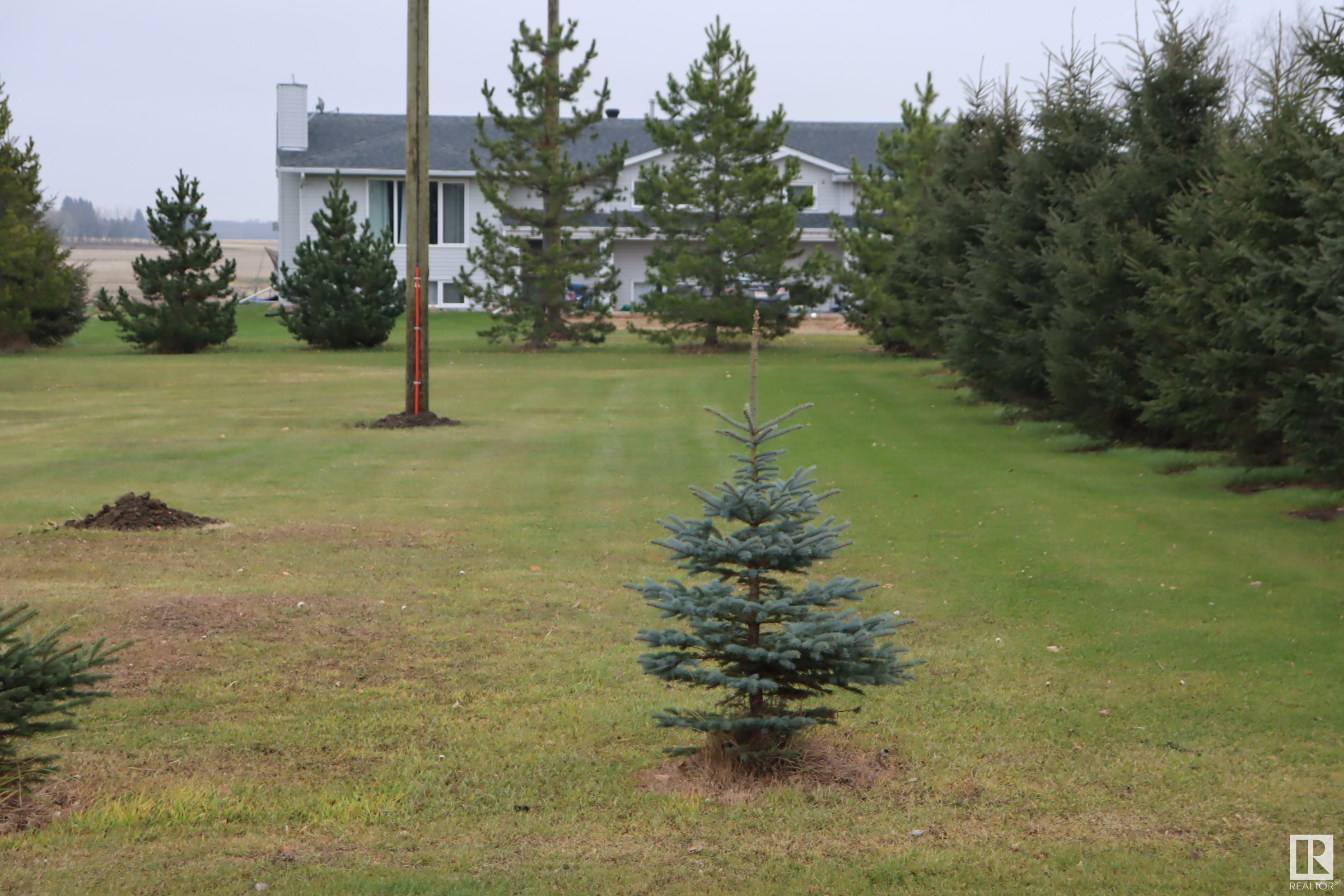 Property Photo:  471019 Rge Rd 250  AB T9A 1W8 