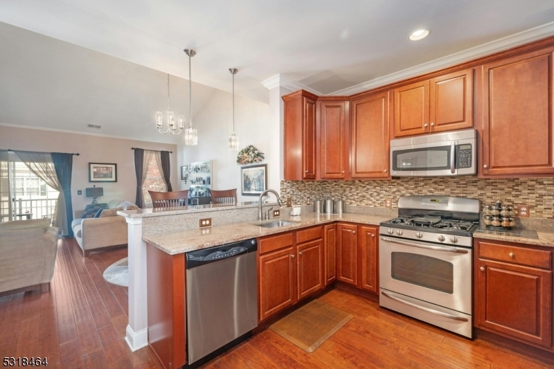 Property Photo:  107 Stone Creek Ct  NJ 07981 