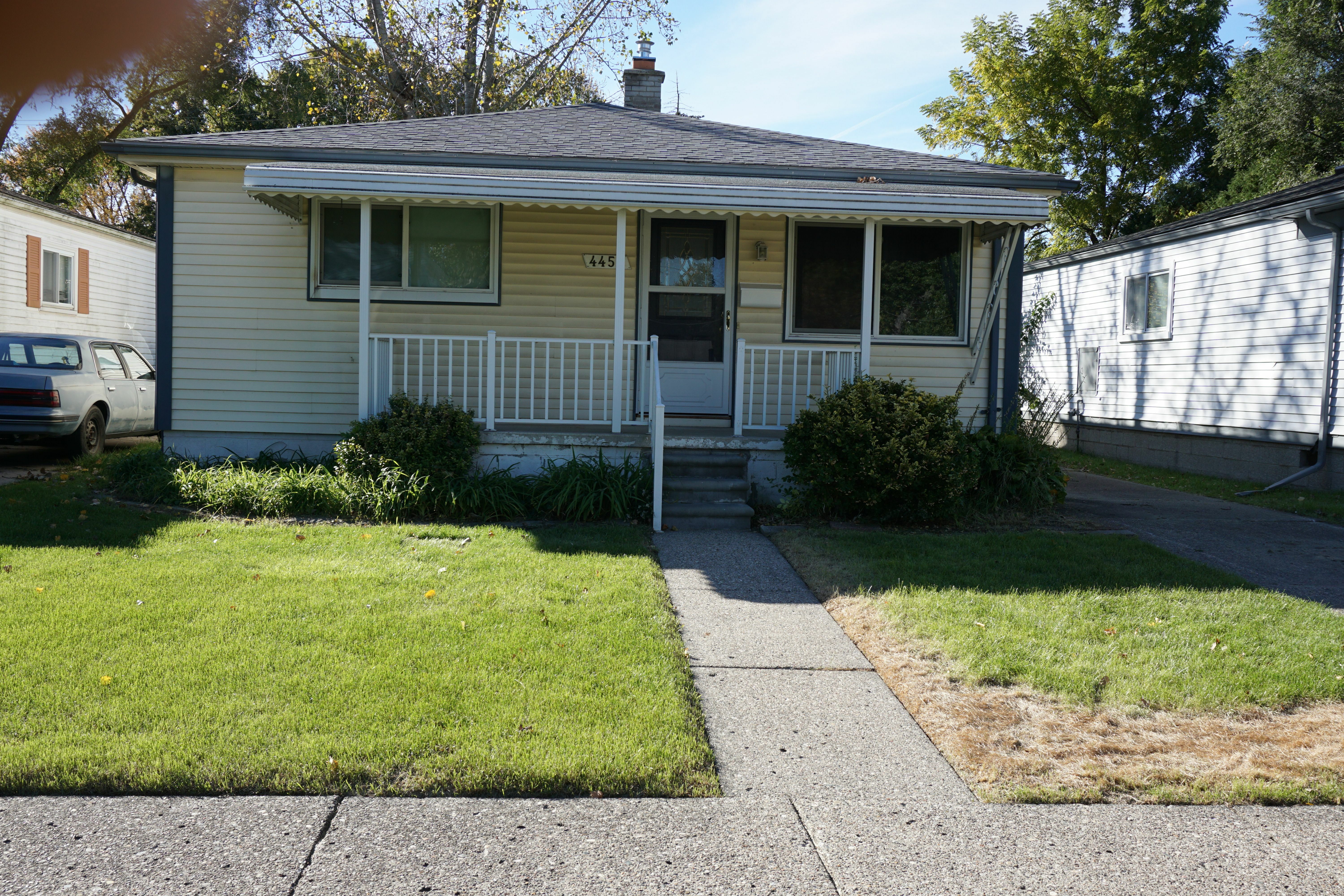 Property Photo:  4452 Edgewood Street  MI 48125 3228 