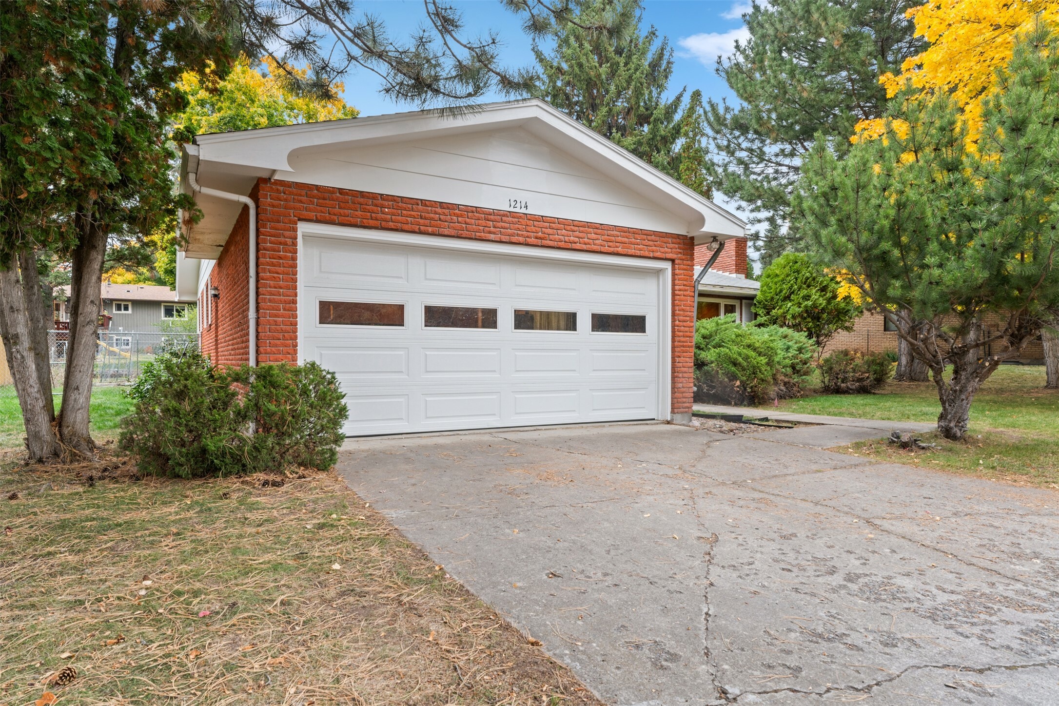 Property Photo:  1214 Lincolnwood Drive  MT 59802 