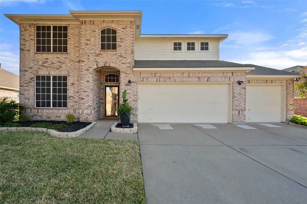 Property Photo:  3104 Summer Grove Court  TX 76063 