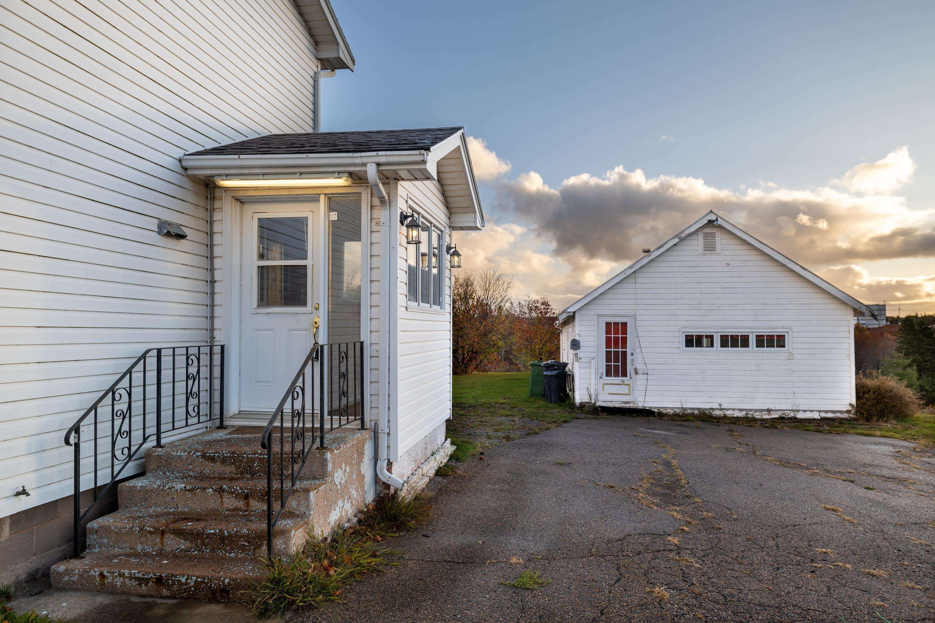 Property Photo:  180 Lower Malpeque Road  PE C1E 1S4 