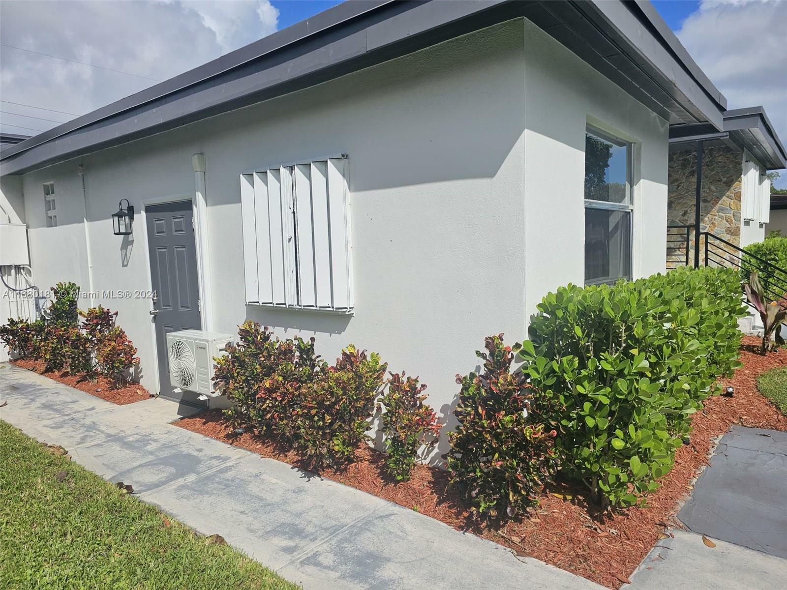 Property Photo:  5831 SW 13th St  FL 33144 