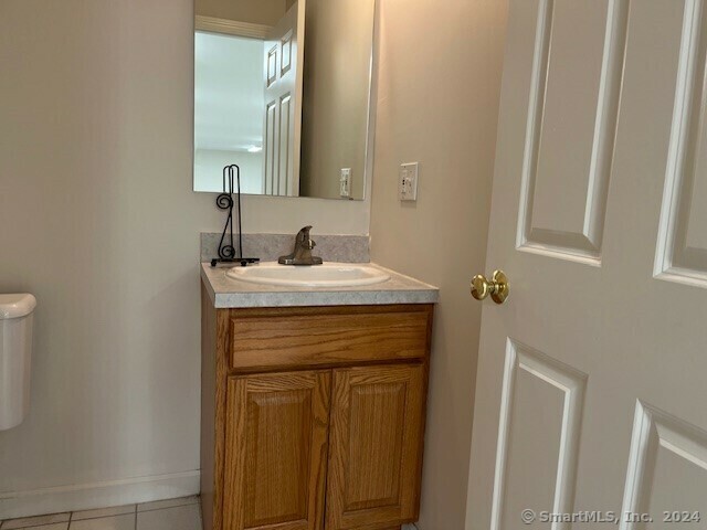 Property Photo:  968 Main Street Lower Level  CT 06405 