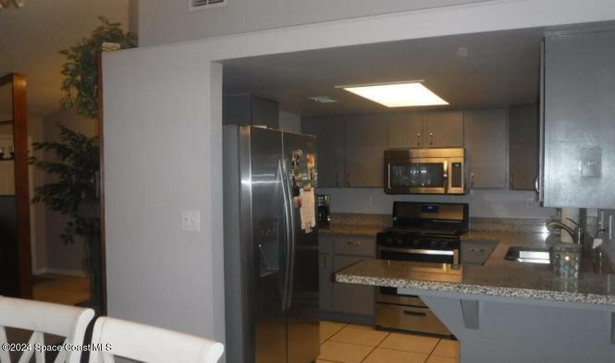 Property Photo:  1510 Yorktown Avenue  FL 32796 