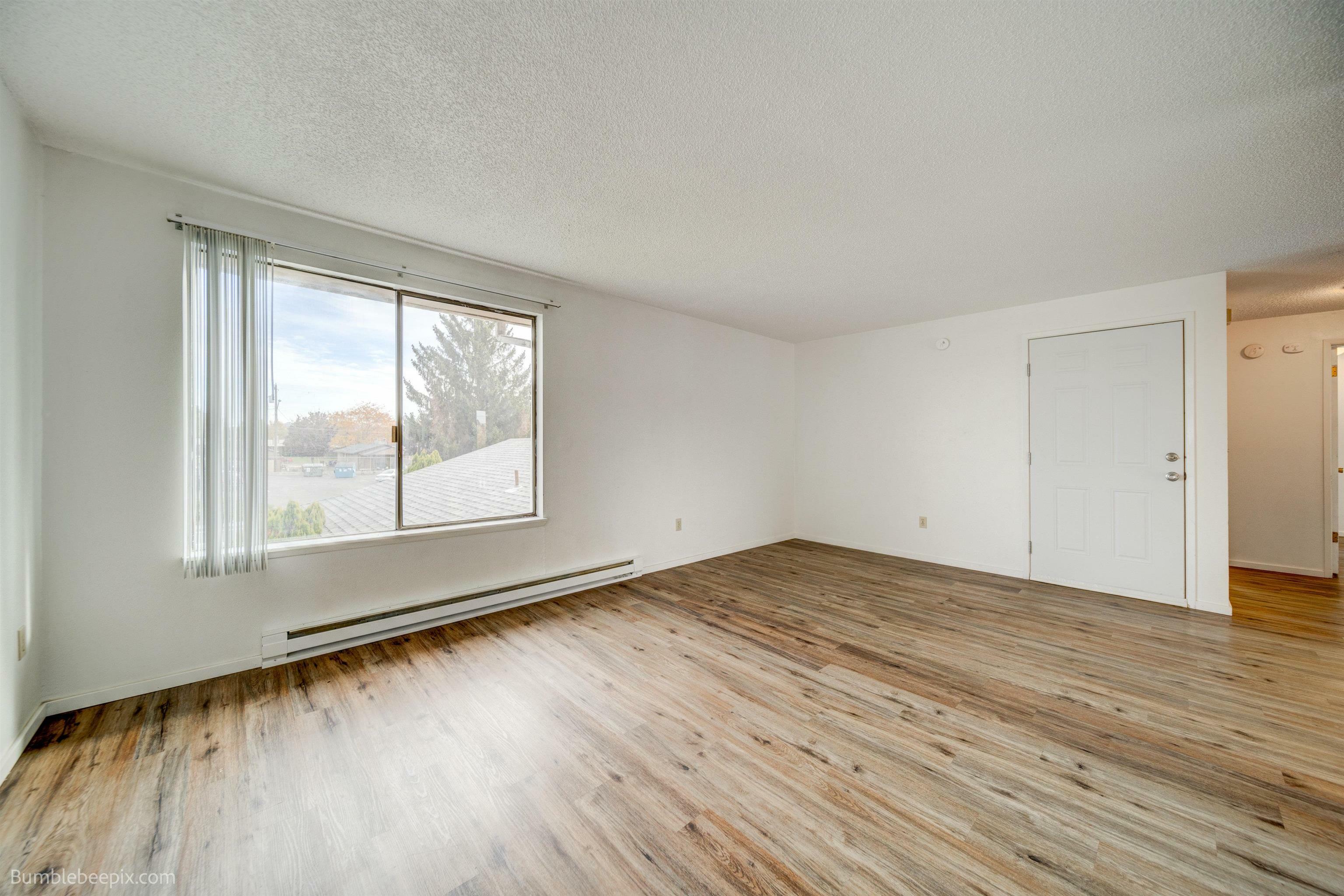 Property Photo:  6131 N Addison St 6133 - 6135 N Addison  WA 99208 