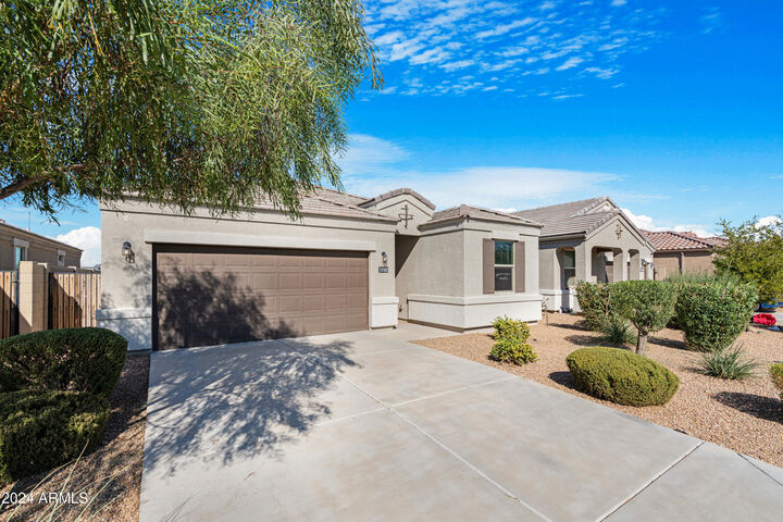 Property Photo:  37682 W Amalfi Avenue  AZ 85138 
