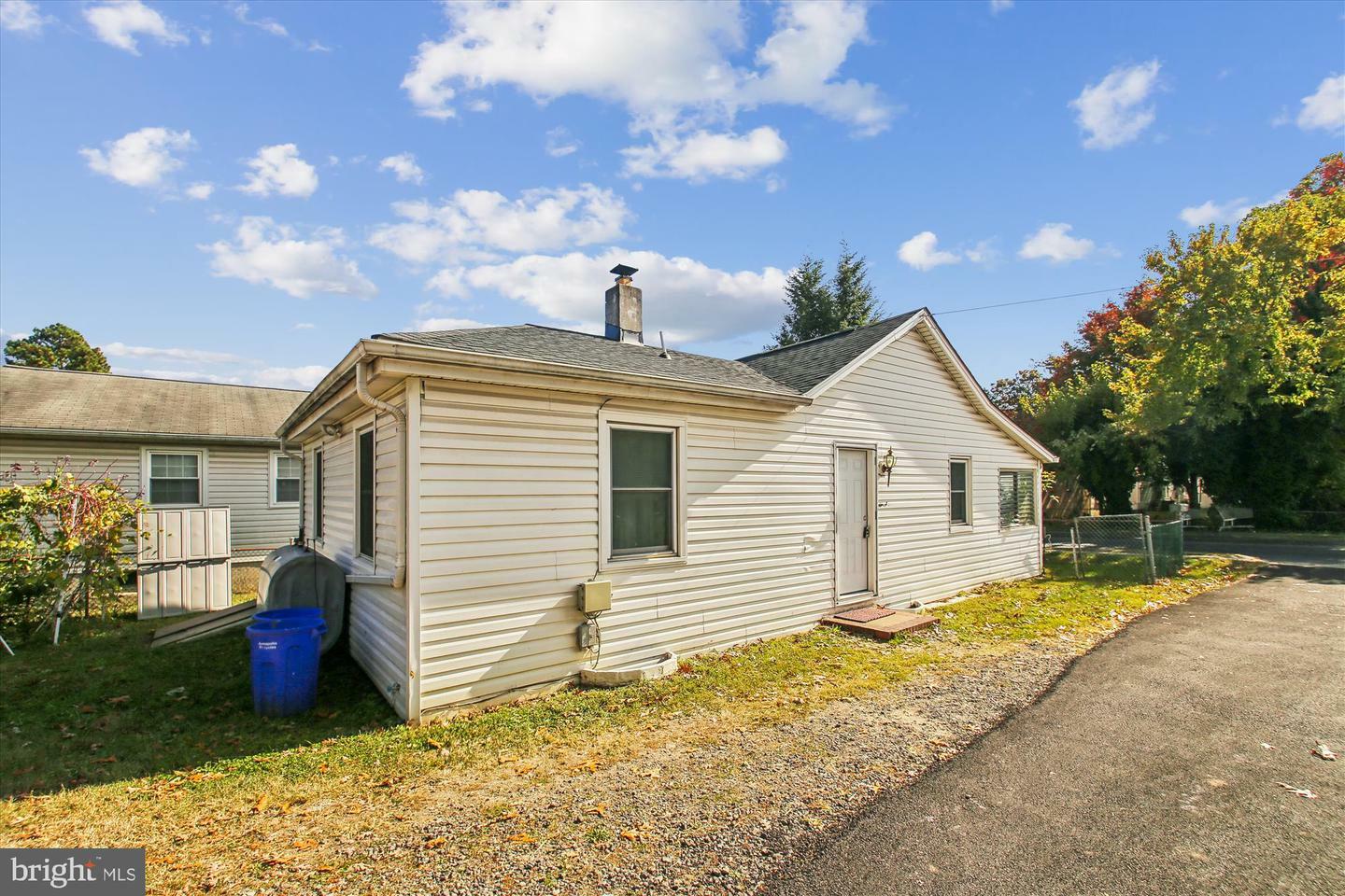 Property Photo:  2068 Forest Drive  MD 21401 