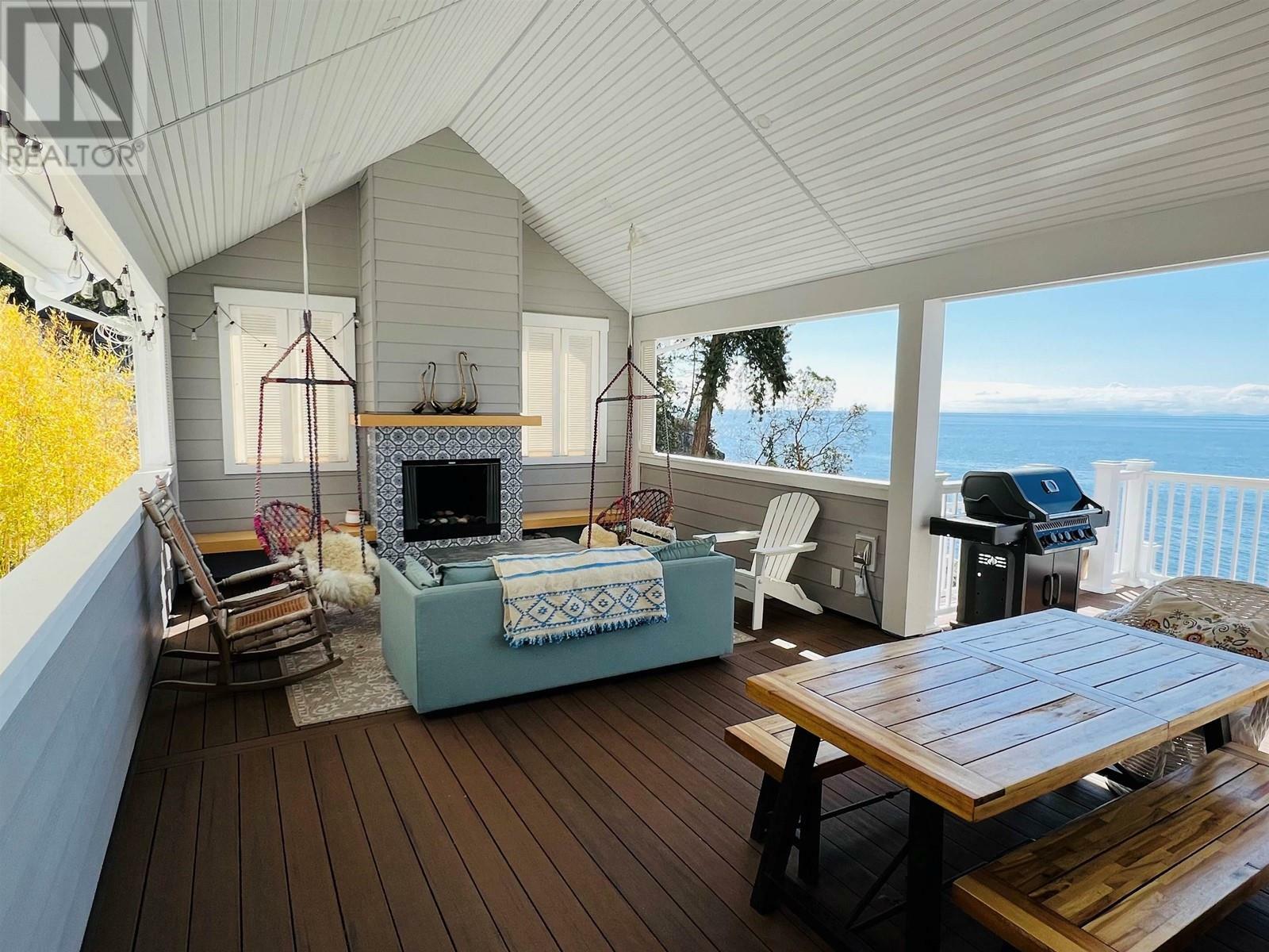 Property Photo: 2585 Lower Road BC V0N 2W4