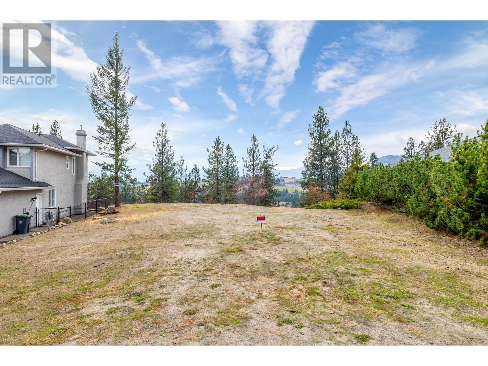 2017 Covington Crescent  West Kelowna BC V1Z 3M2 photo