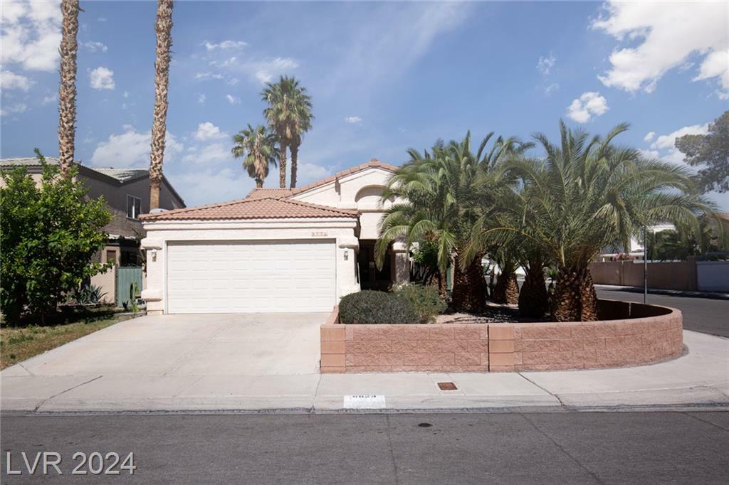 Property Photo:  6624 Chardonay Way  NV 89108 