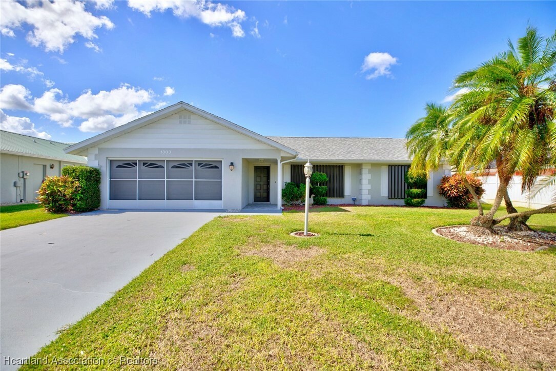 Property Photo:  1803 Prospect Street  FL 33870 