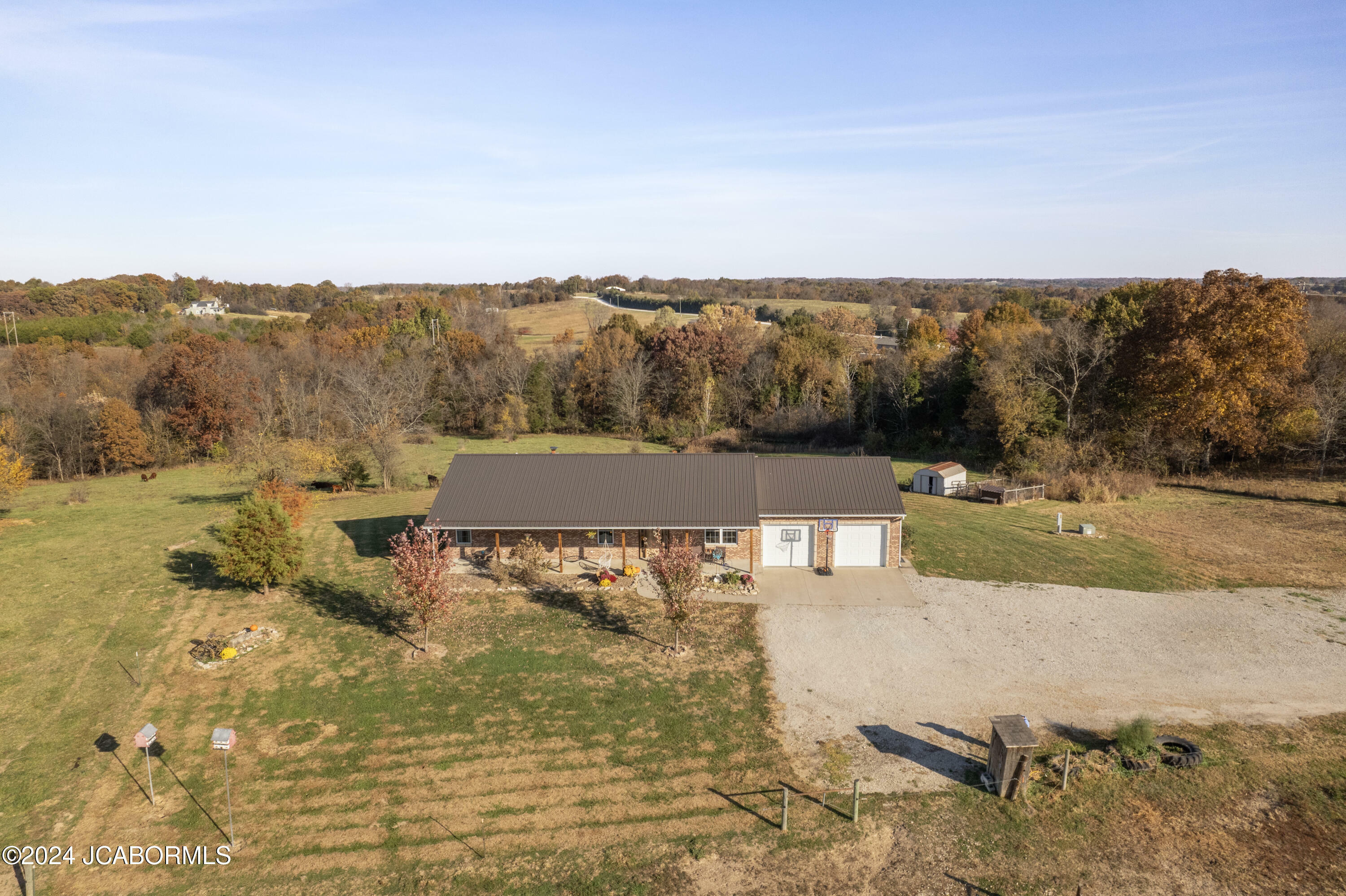 Property Photo:  5752 County Road 480  MO 65080 