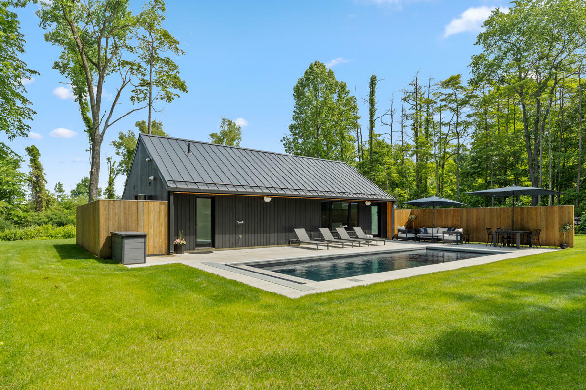 Property Photo: 6346 Riverside Road MI 49408