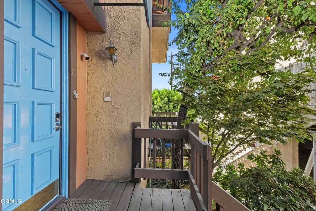 Property Photo:  623 Prospect Avenue 10  CA 91030 