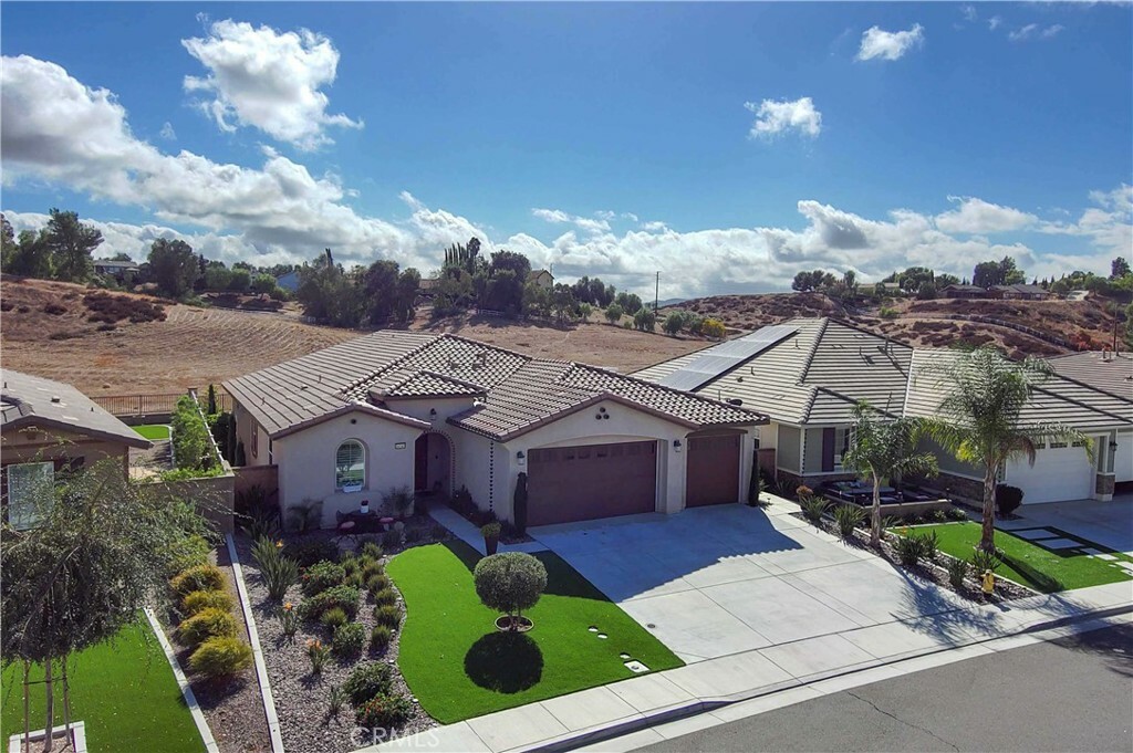 Property Photo:  30545 Mulberry Court  CA 92591 