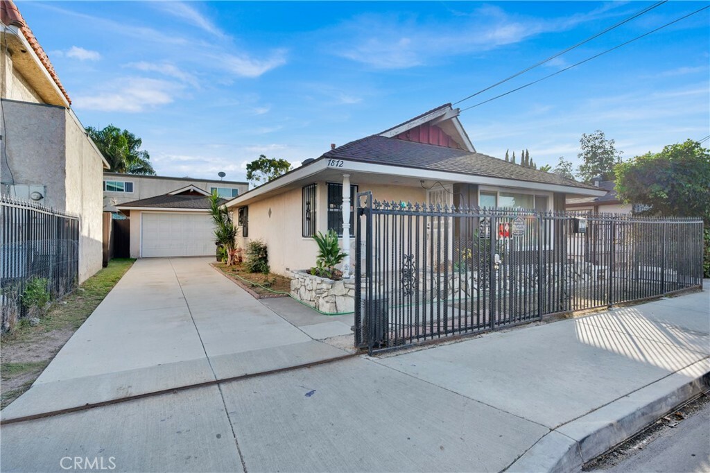 Property Photo:  7872 Cypress Drive  CA 92647 