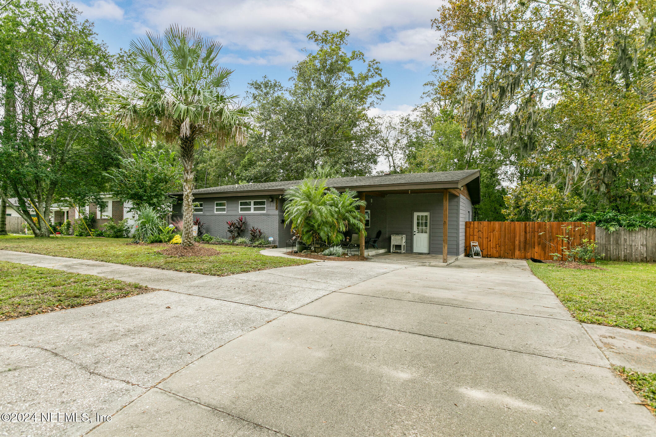 2854 Emily Lane W  Jacksonville FL 32216 photo