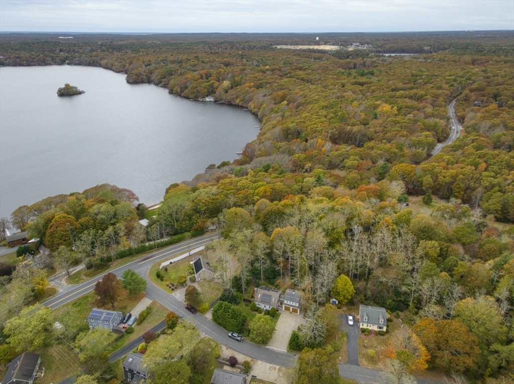 Property Photo:  5 Early Red Cir  MA 02563 