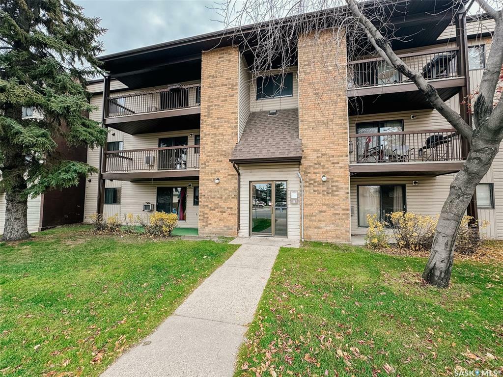 Property Photo:  275 Kingsmere Boulevard 301  SK S7J 4J6 