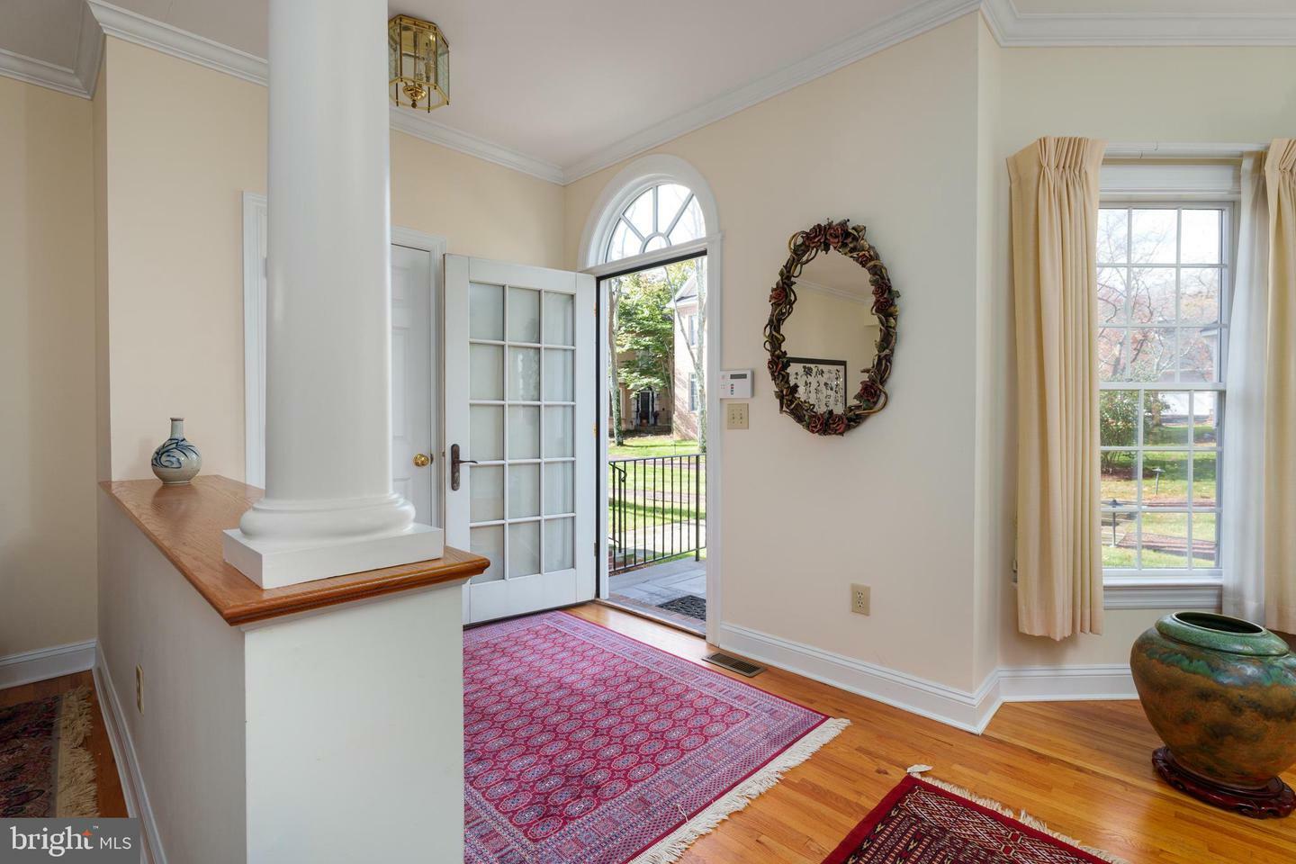 Property Photo:  6 Governors Lane  NJ 08540 