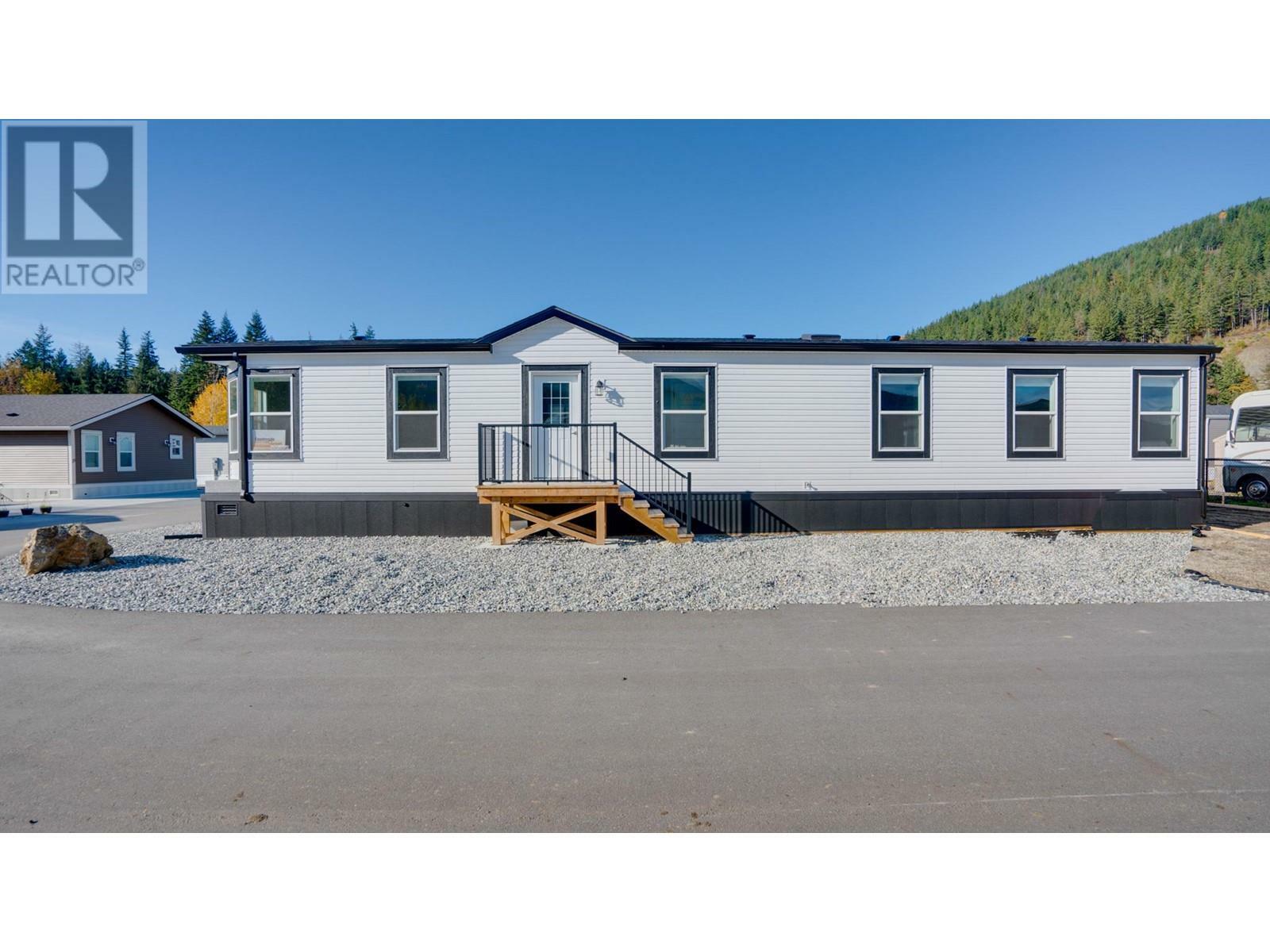 Property Photo: 1705 Hillier Road East 23 BC V0E 2V4