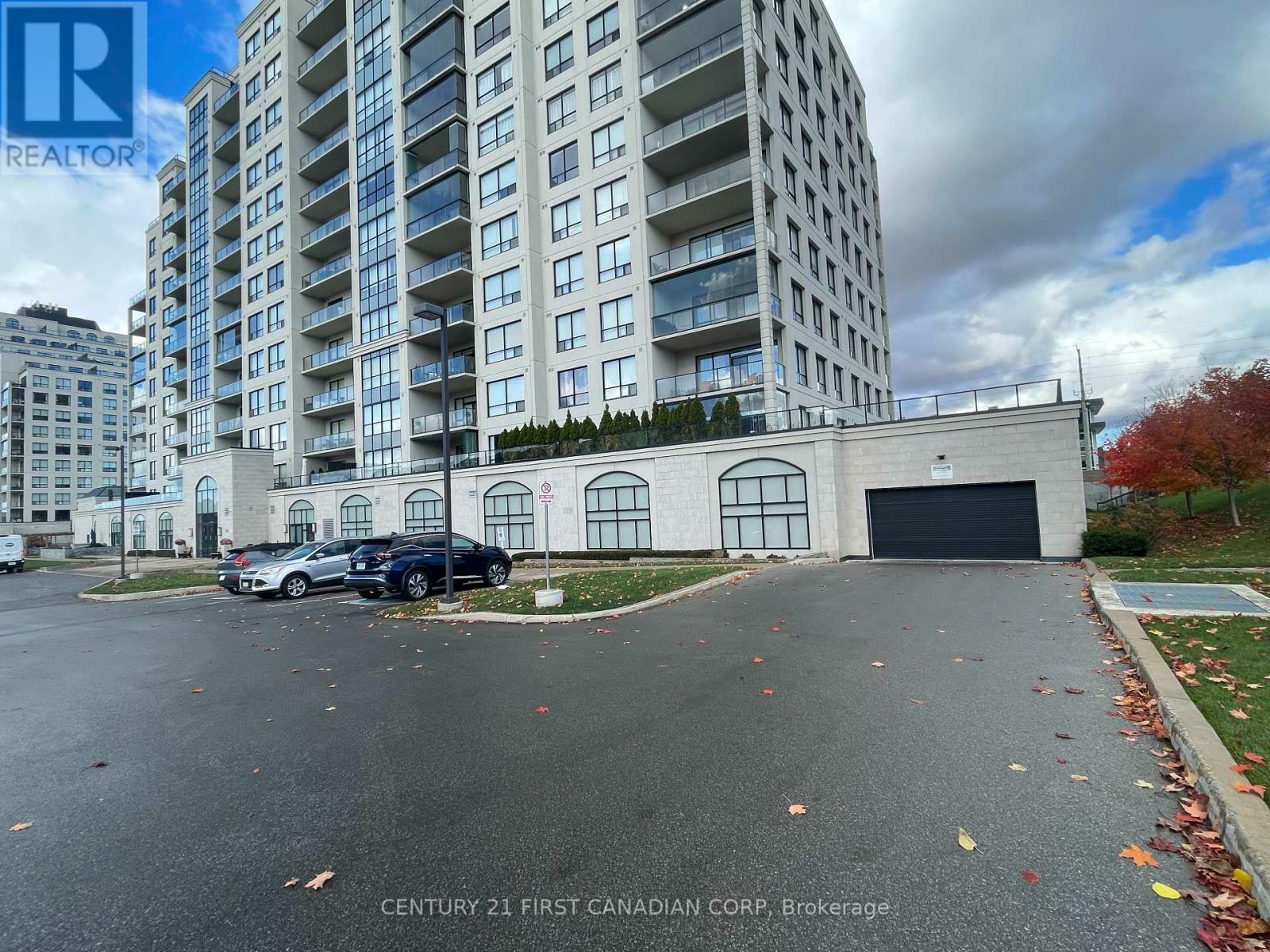 Property Photo:  240 Villagewalk Boulevard 806  ON N6G 0P6 