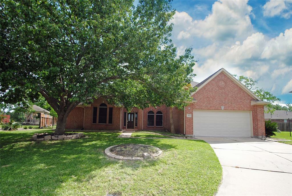 307 N Elder Grove Drive  Pearland TX 77584 photo