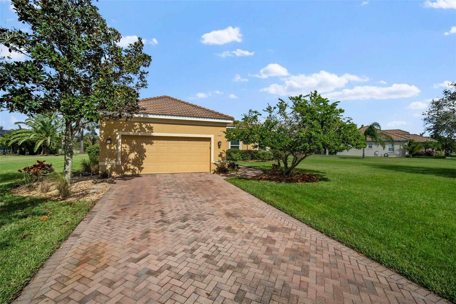 Property Photo:  409 147th Court NE  FL 34212 