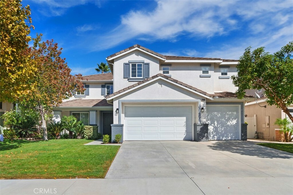 Property Photo:  23480 Sycamore Creek Avenue  CA 92562 