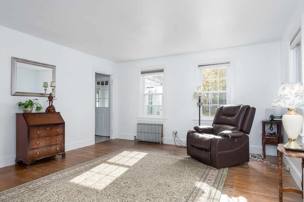 Property Photo:  8 Driscoll Ave  MA 01754 