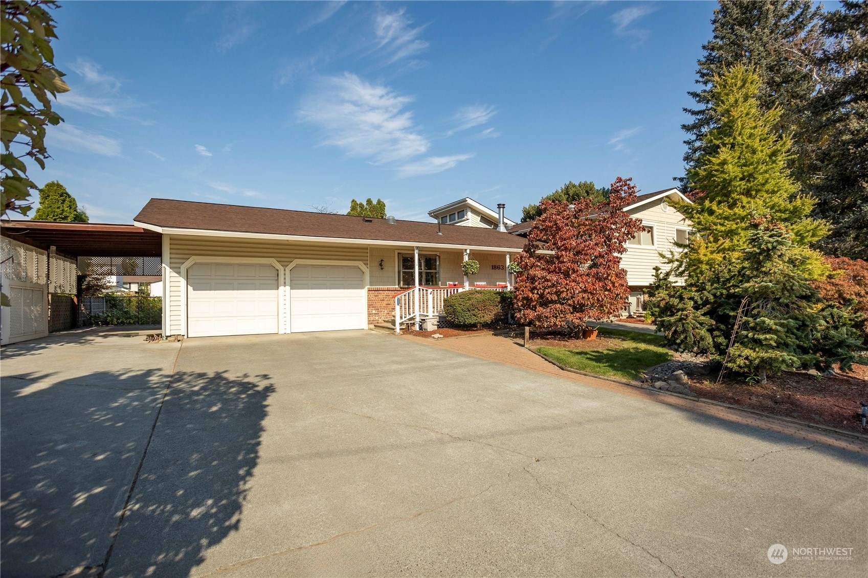 Property Photo:  1863 Alder Avenue  WA 99354 