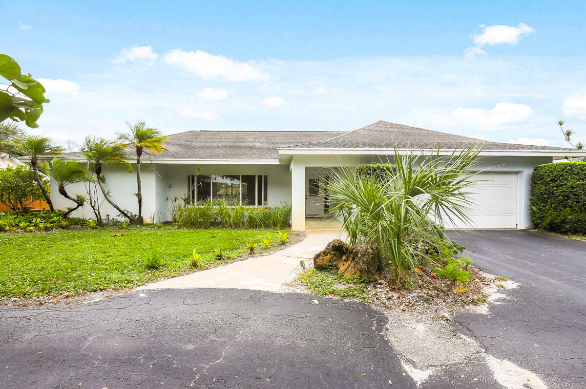 351 Country Club Drive  Tequesta FL 33469 photo