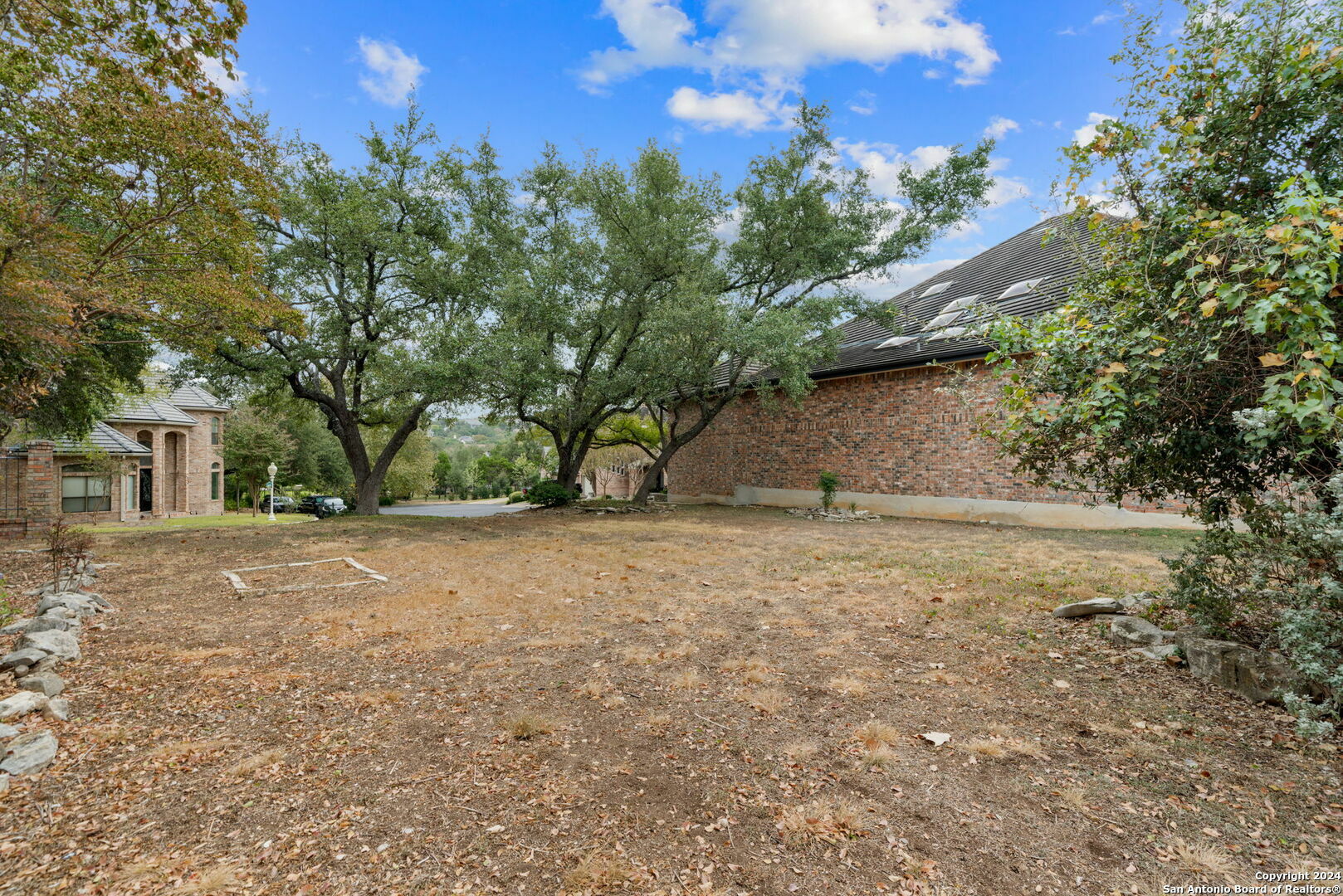 Property Photo:  23 Westcourt Ln  TX 78257 