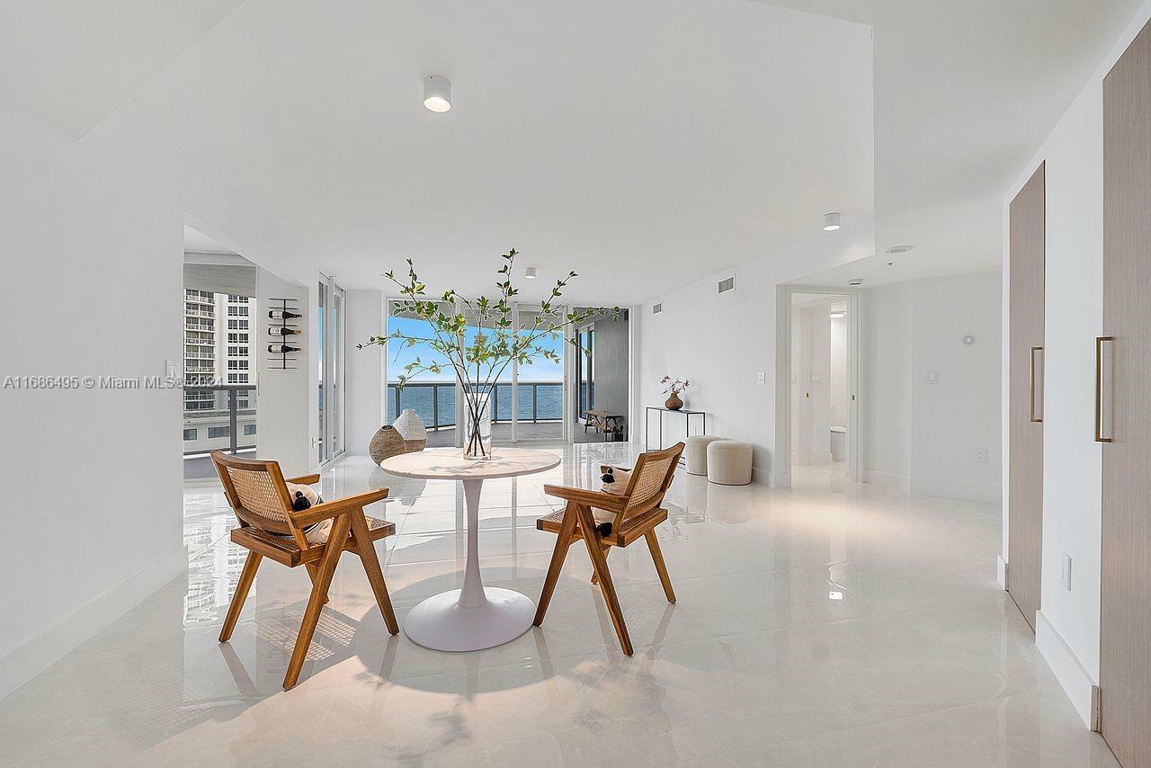 Property Photo:  6301 Collins Ave. #1508  FL 33141 