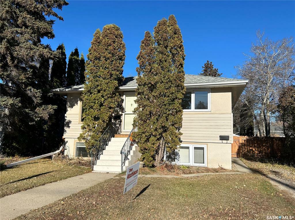 305 Ruth Street E  Saskatoon SK S7J 0L2 photo