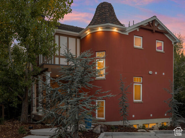 Property Photo: 1196 S Liberty Wells Pl UT 84111
