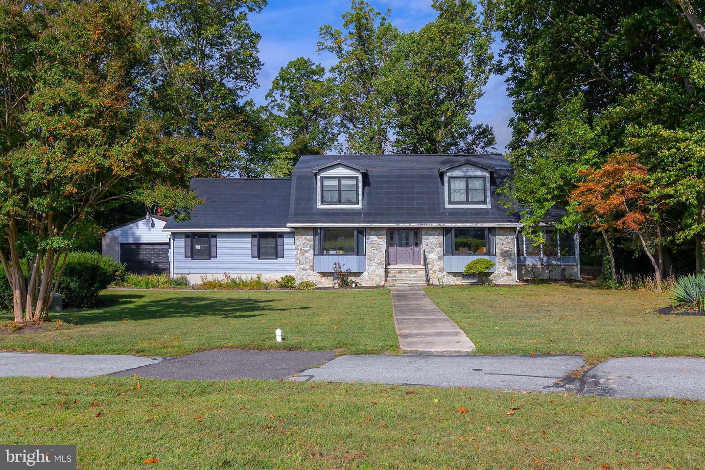 Property Photo: 380 Heritage Road NJ 08080