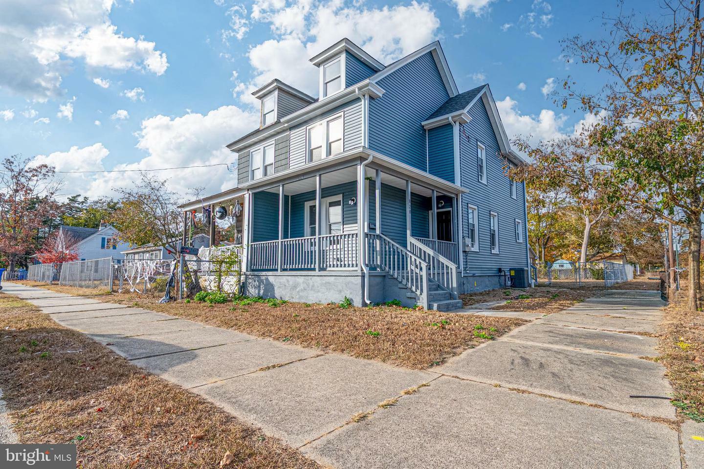 Property Photo:  828 Pine Street E  NJ 08332 