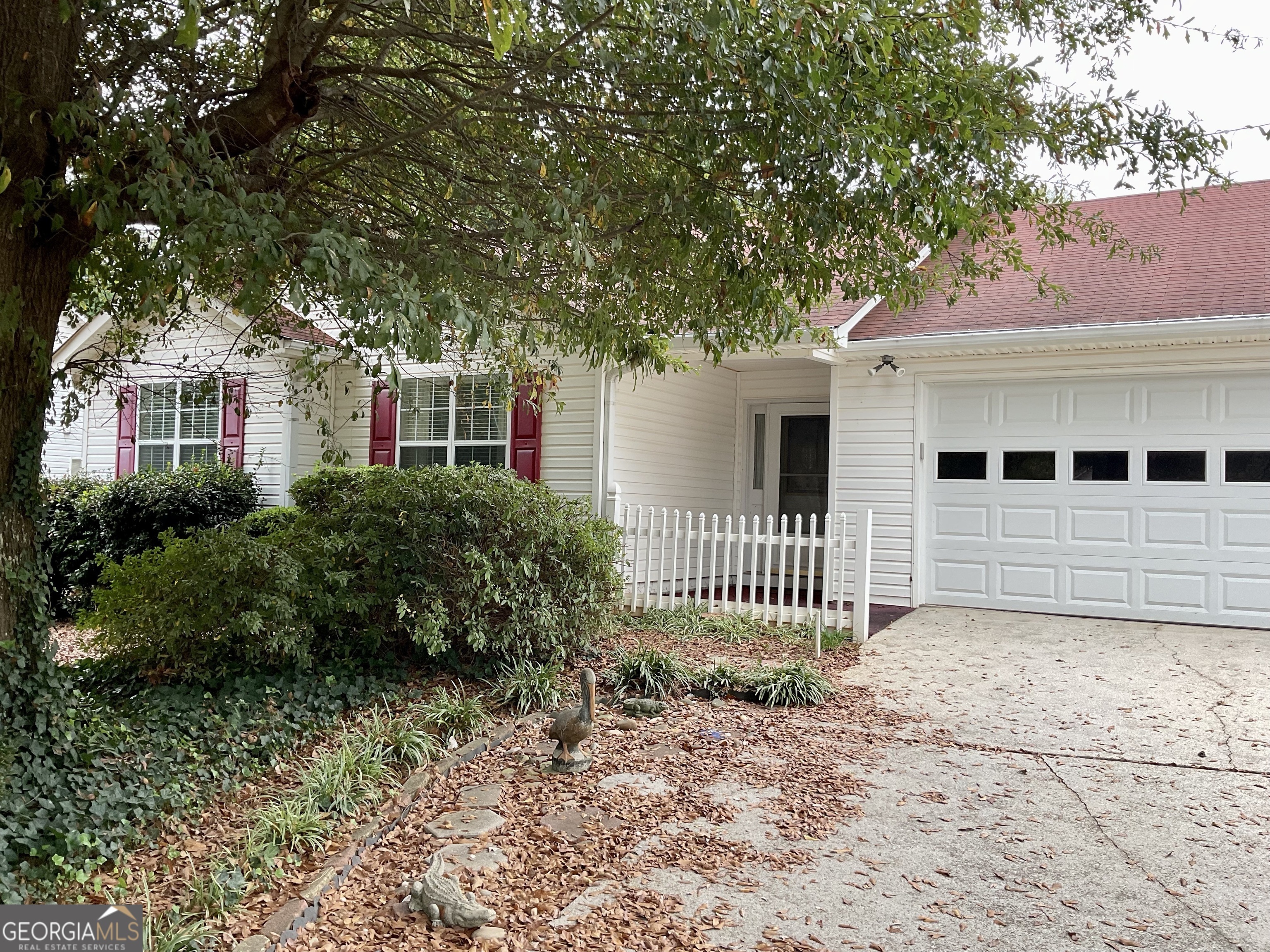 Property Photo:  3041 Regal Drive  GA 30253 